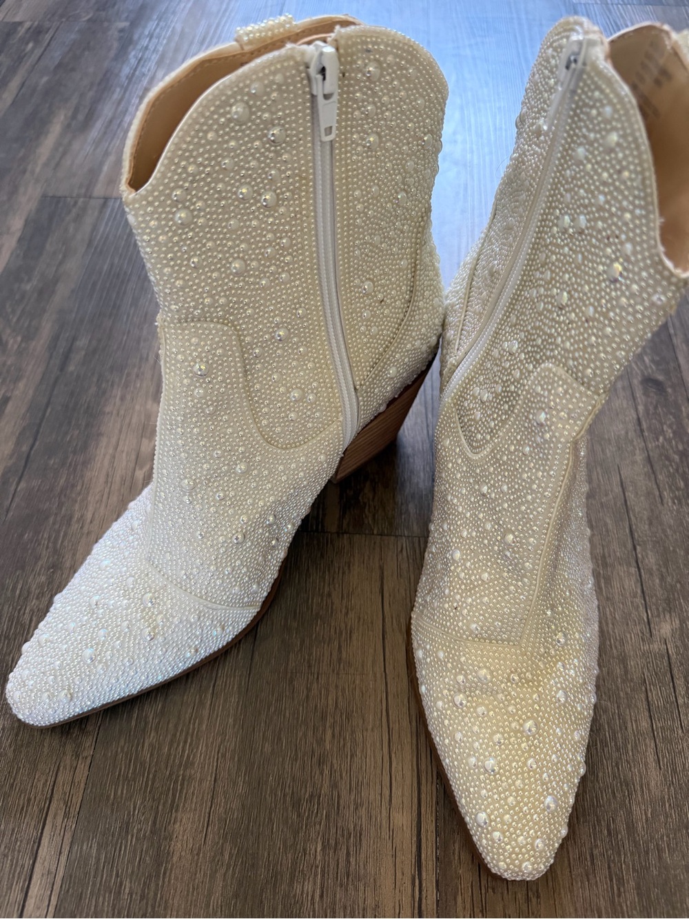 Betsey Johnson Emory Rhinestone Ivory Pearl-Embellished Western Ankle Boots 8.5